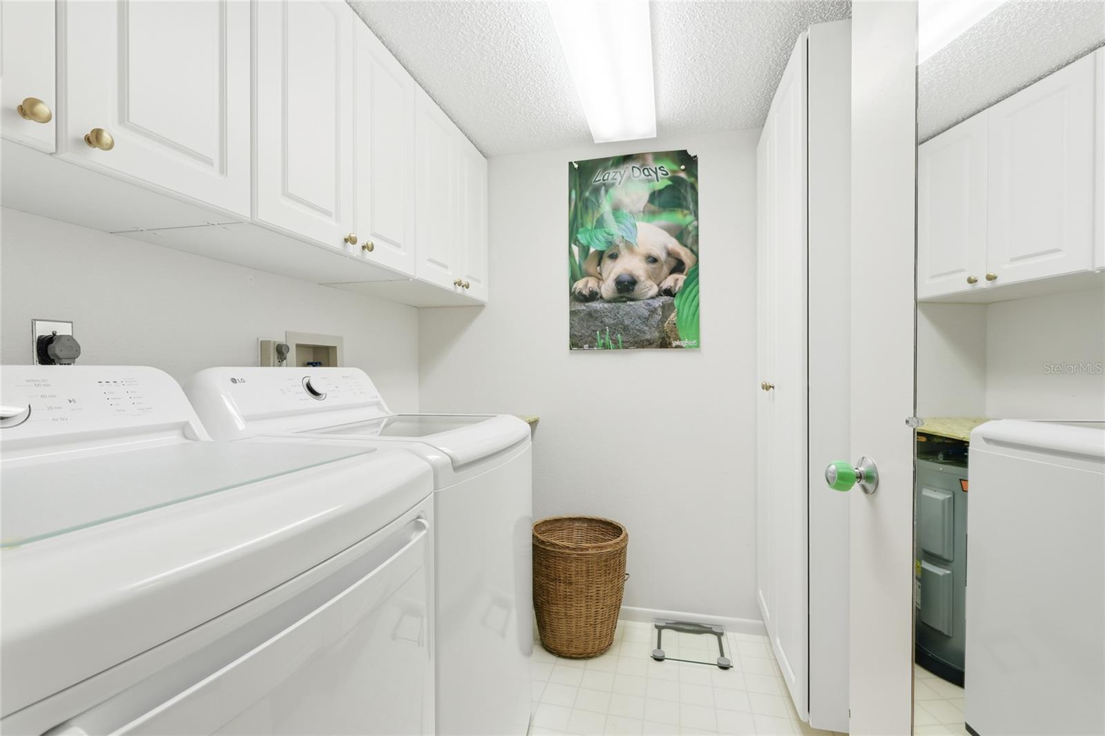 Image 21 of 35 For 3750 Pinebrook Circle 308