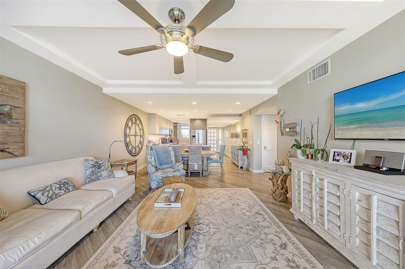 Image 11 of 63 For 1095 Gulf Of Mexico Drive 502