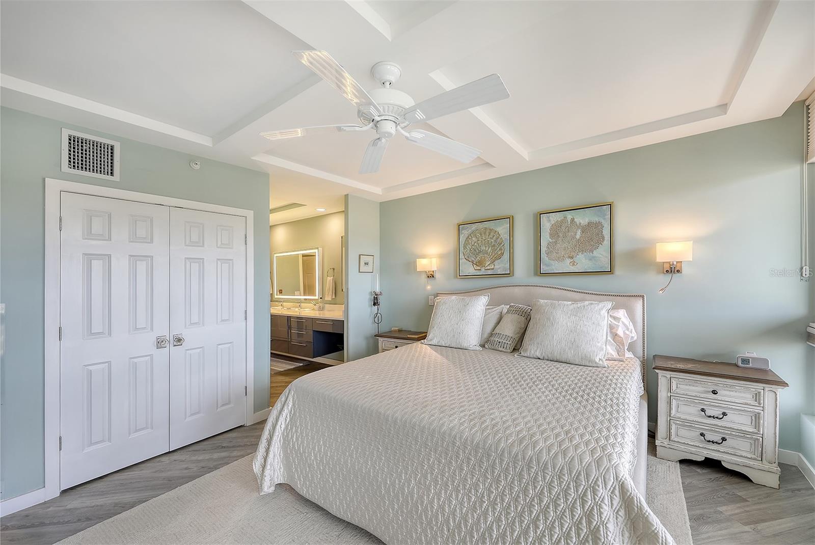 Image 22 of 63 For 1095 Gulf Of Mexico Drive 502