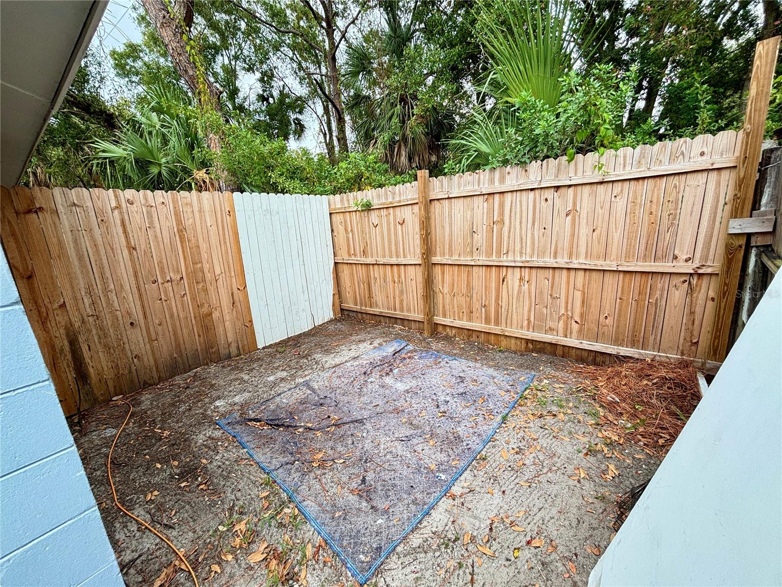 Image 30 of 37 For 10101 Springtree Court