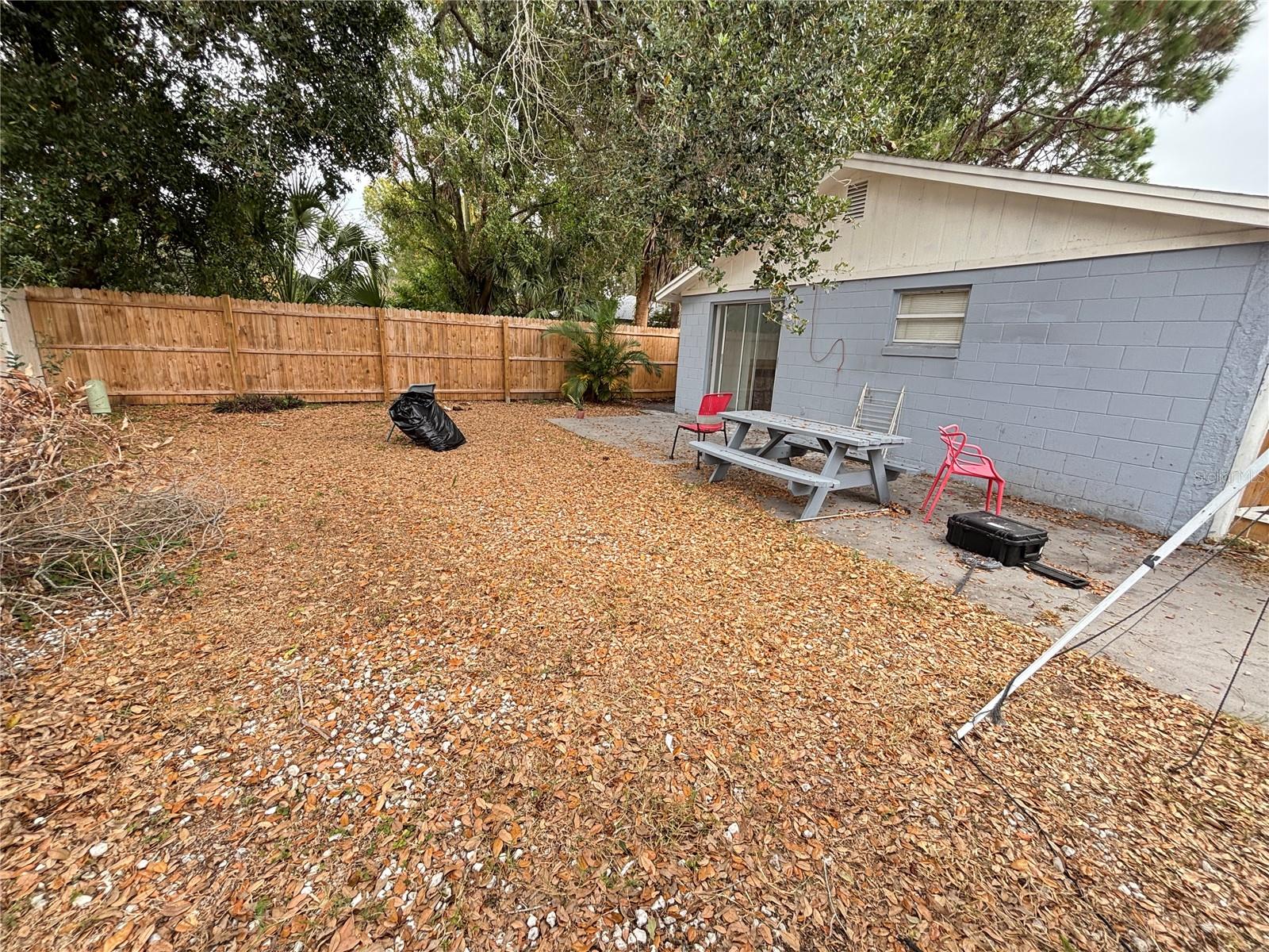 Image 35 of 37 For 10101 Springtree Court