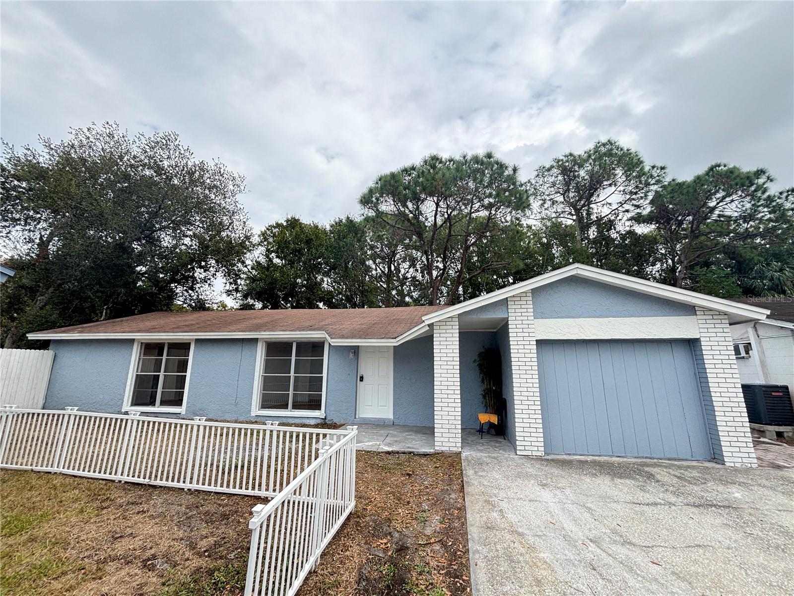 Image 37 of 37 For 10101 Springtree Court