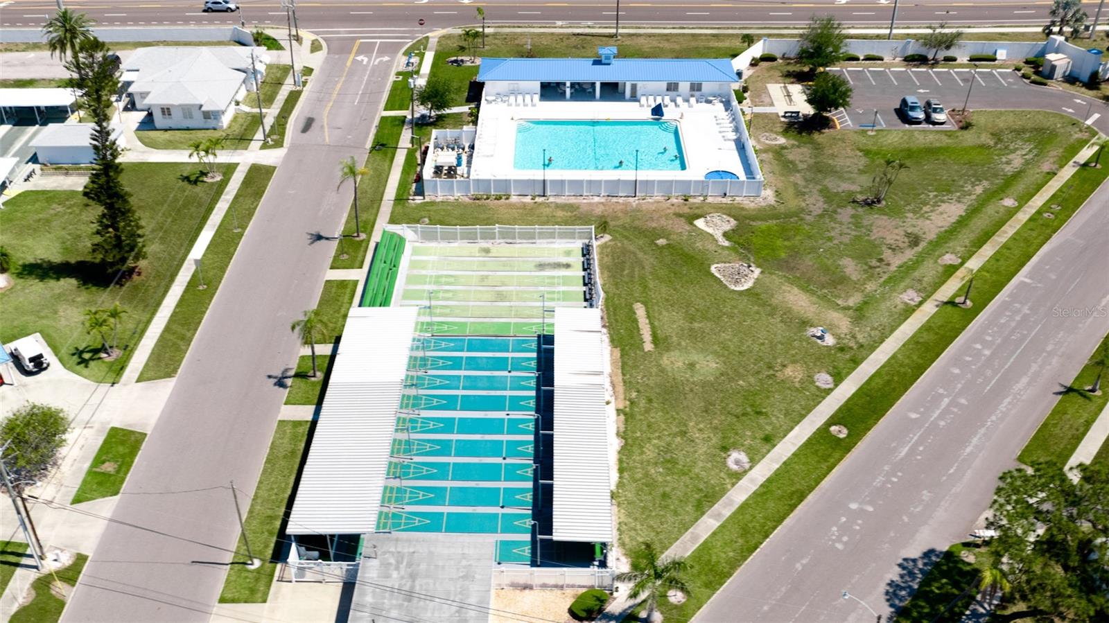 Image 51 of 79 For 10315 Cortez Road W 15g