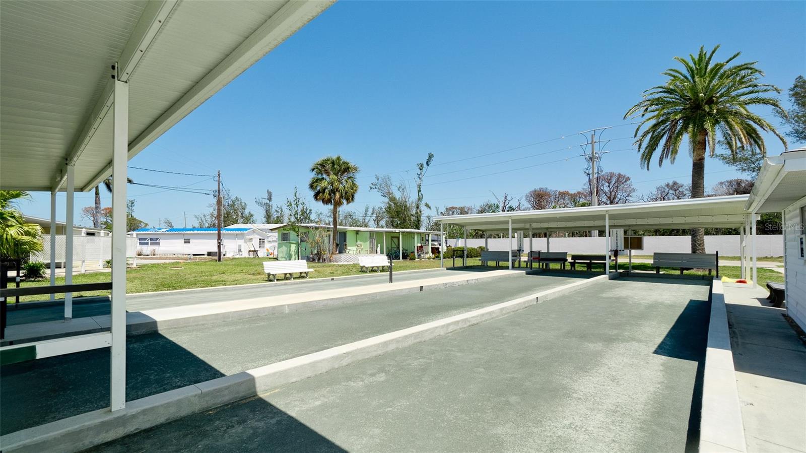 Image 59 of 79 For 10315 Cortez Road W 15g