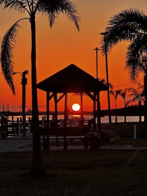 Image 75 of 79 For 10315 Cortez Road W 15g