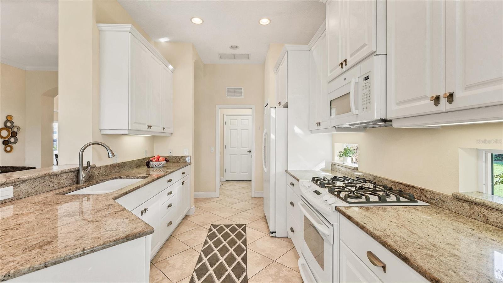 Image 18 of 74 For 1720 85th Court Nw