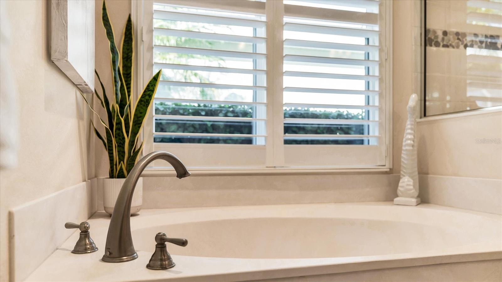 Image 28 of 74 For 1720 85th Court Nw