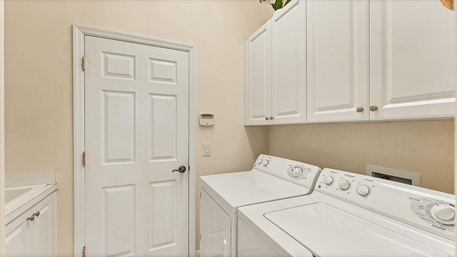 Image 41 of 74 For 1720 85th Court Nw