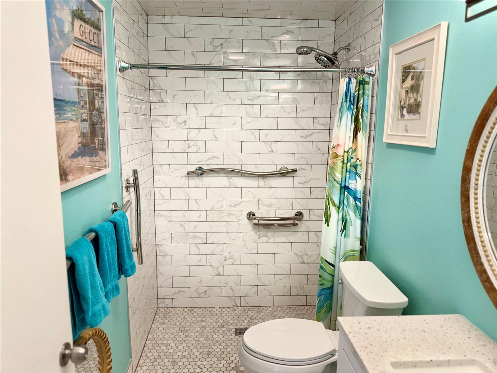 Image 13 of 28 For 511 Lakeside Drive