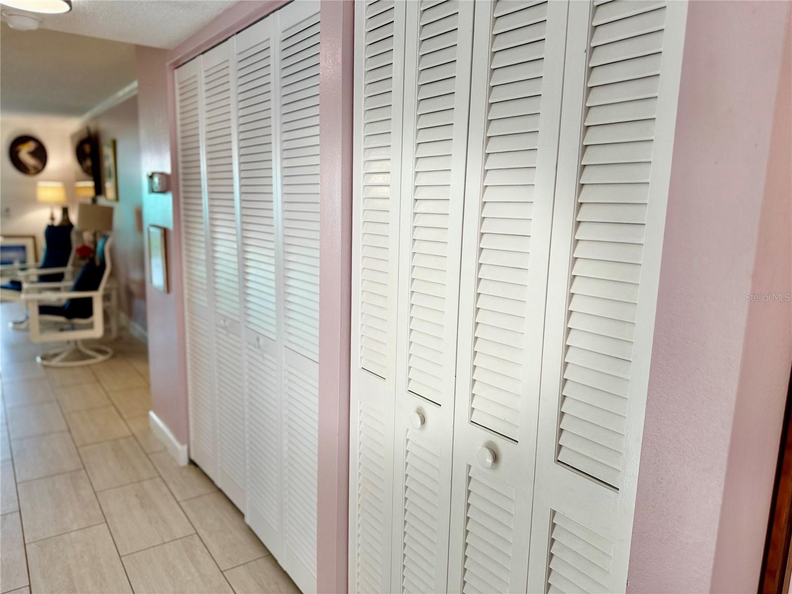 Image 17 of 28 For 511 Lakeside Drive