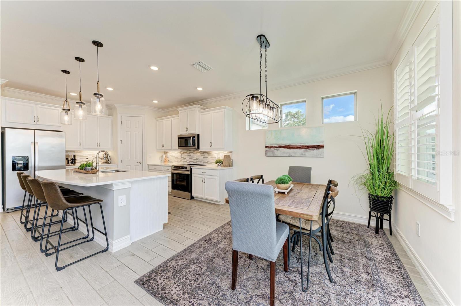 Image 18 of 94 For 229 Vinadio Boulevard