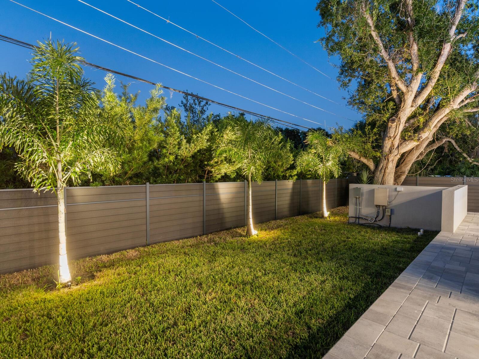 Image 42 of 42 For 2467 Hyde Park Street