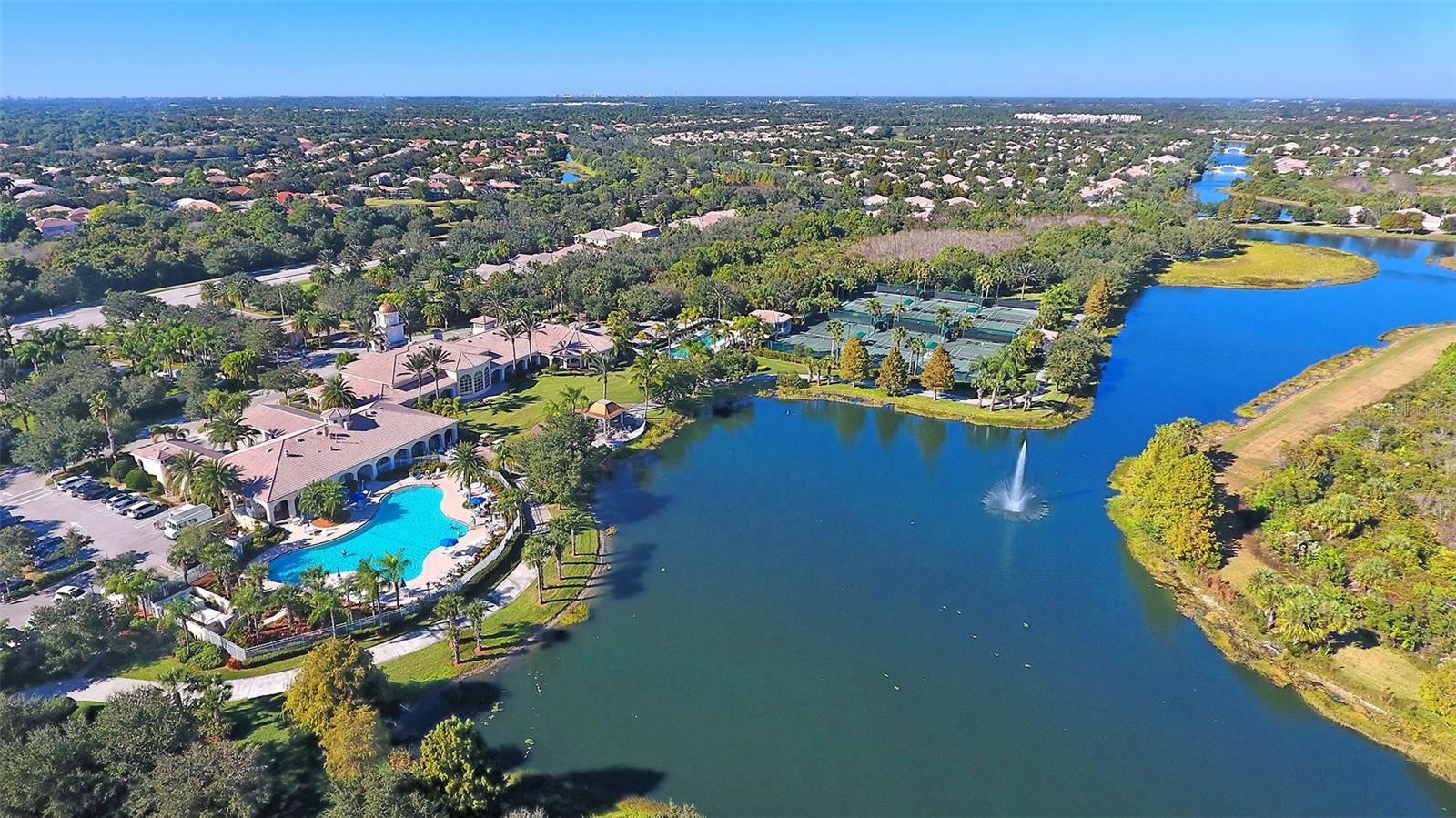 Image 21 of 67 For 7639 Pesaro Drive