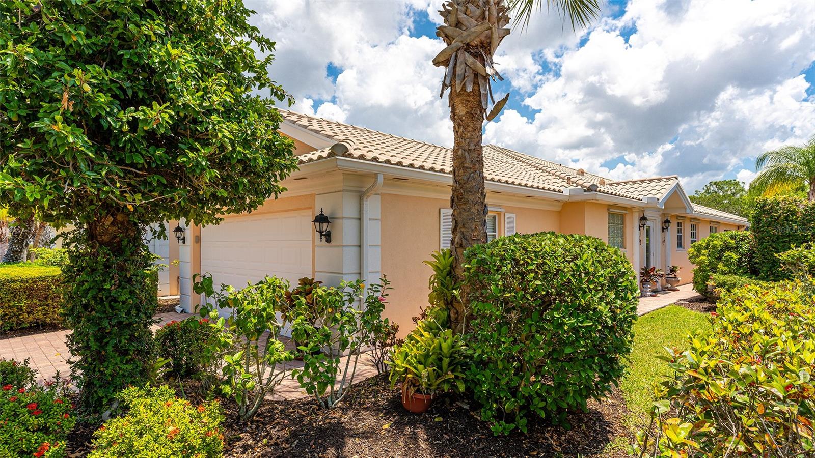 Image 9 of 67 For 7639 Pesaro Drive