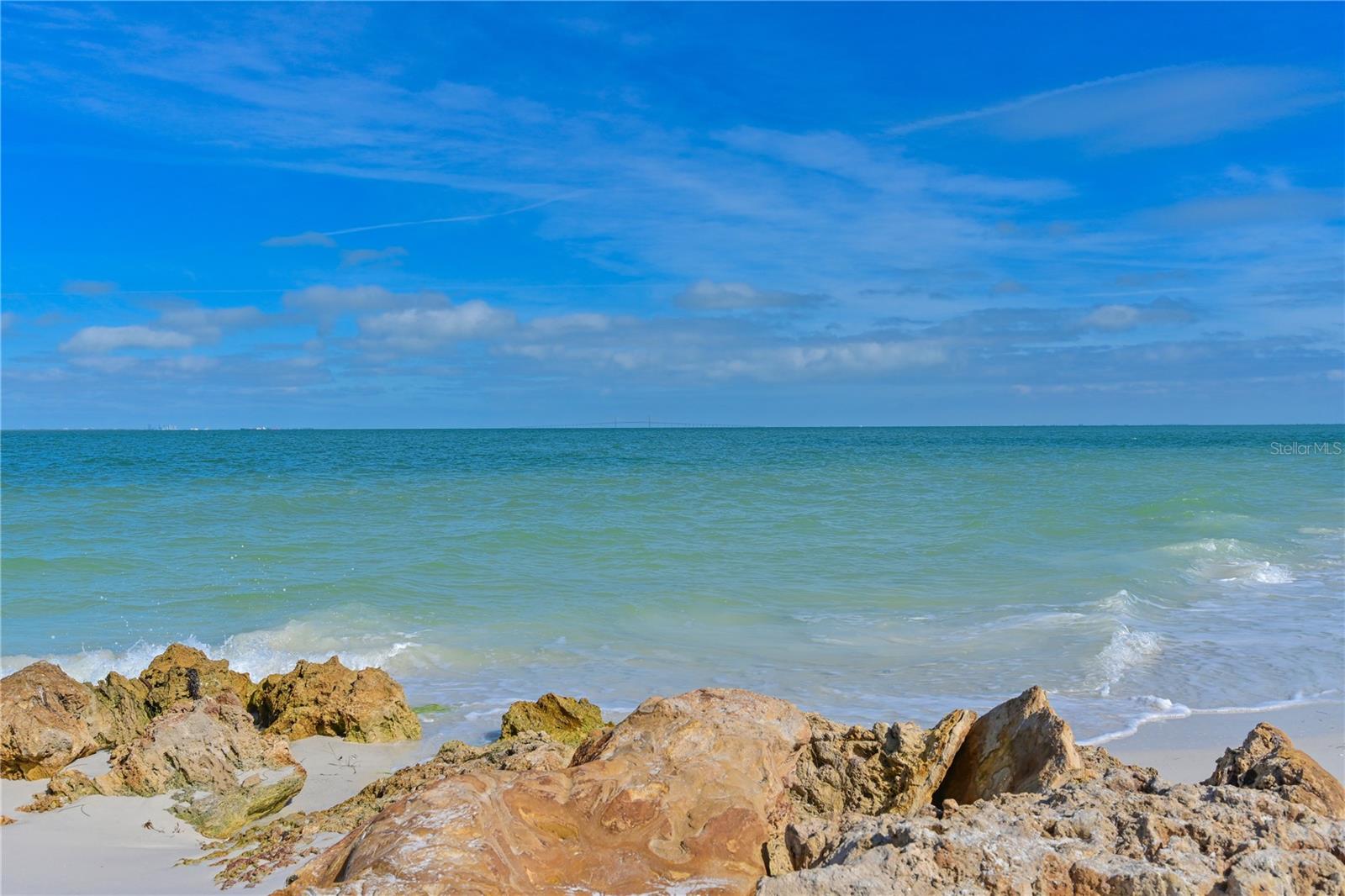 Image 11 of 35 For 839 Shore Drive