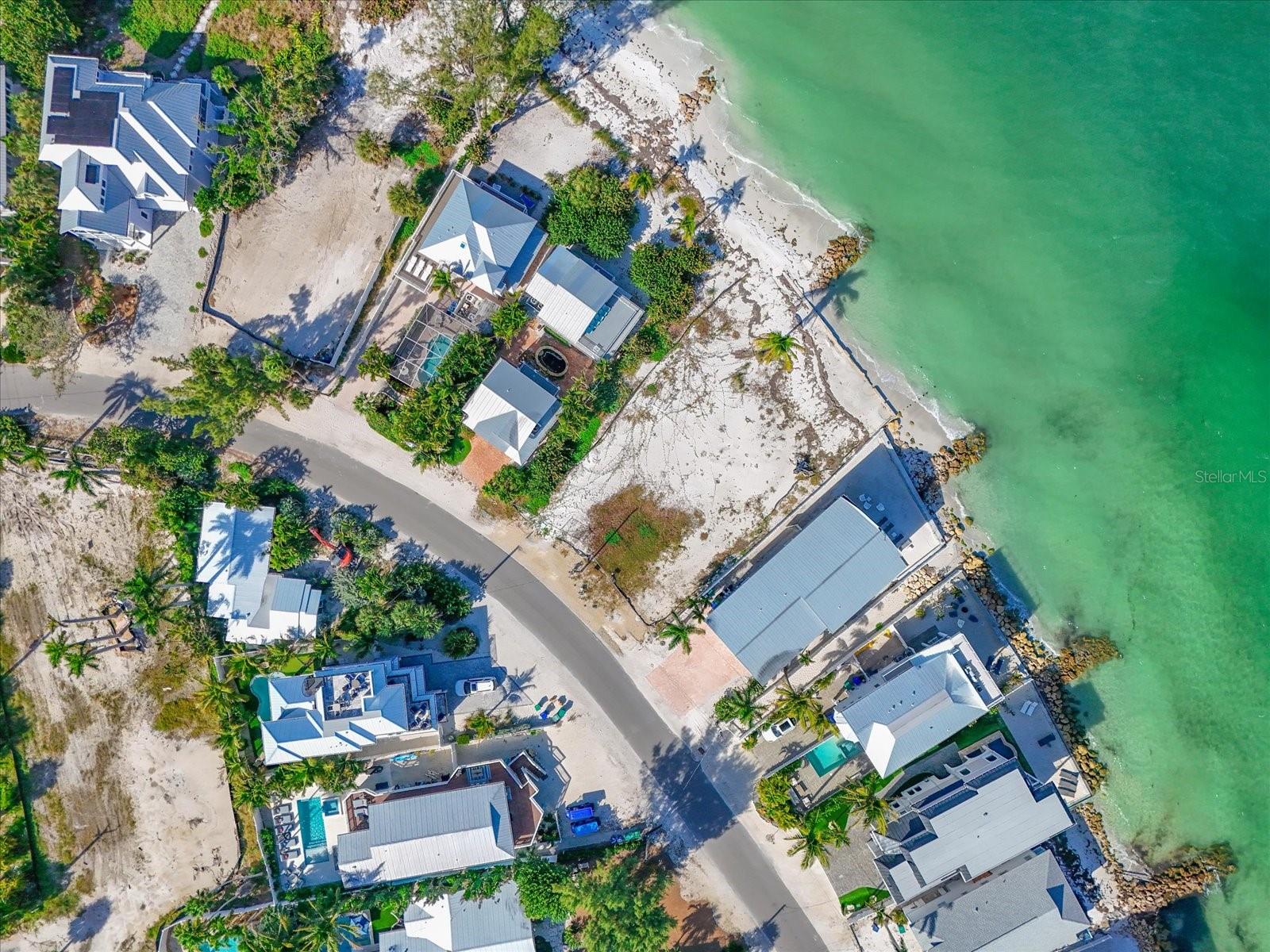 Image 27 of 35 For 839 Shore Drive