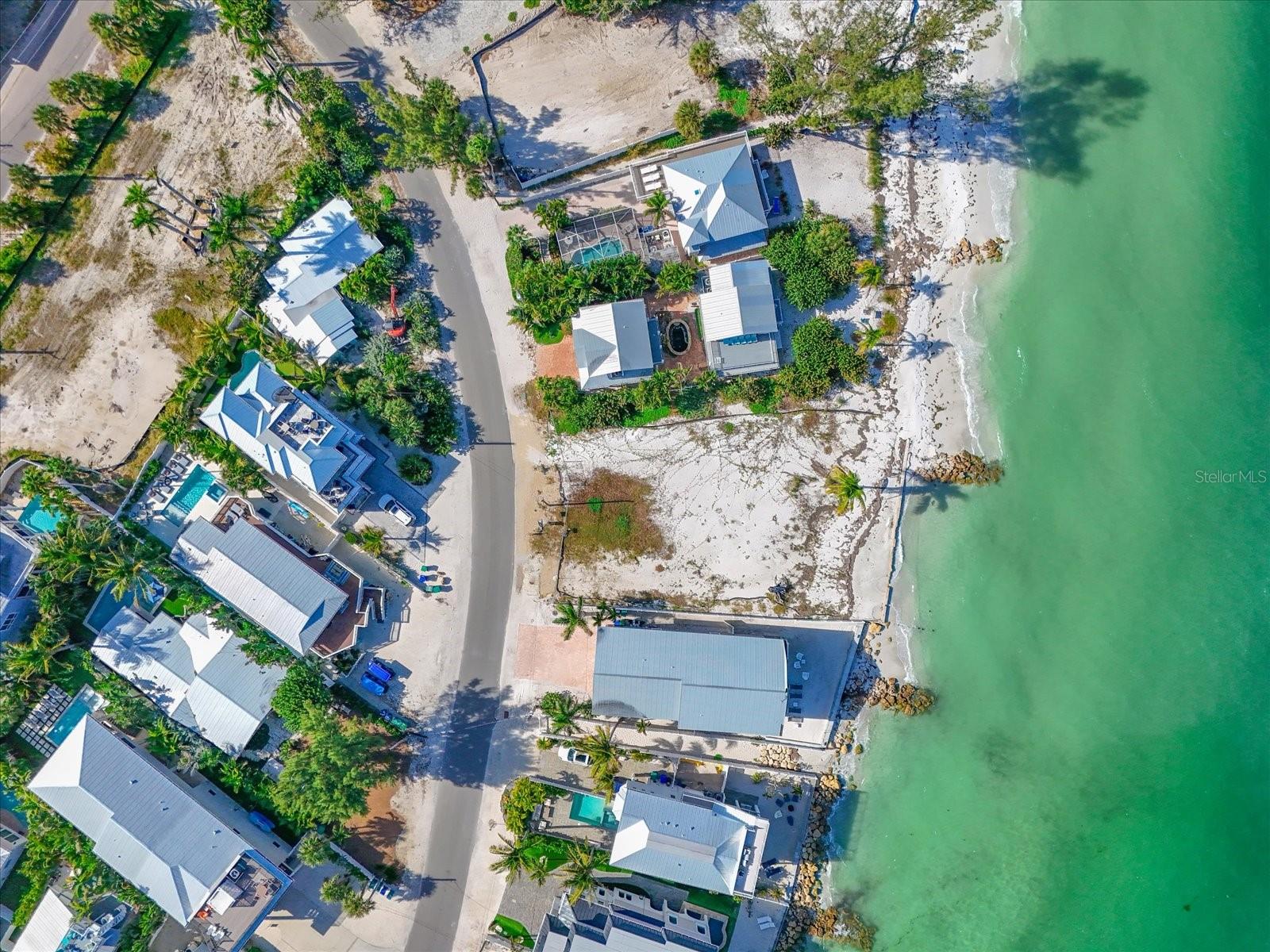 Image 29 of 35 For 839 Shore Drive