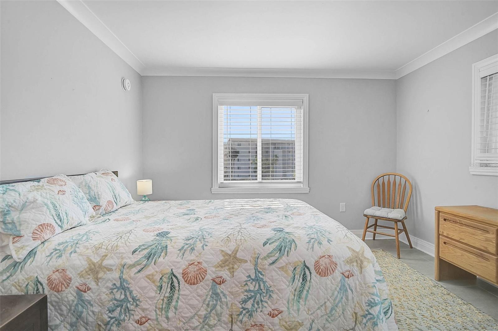 Image 19 of 45 For 3585 Lake Bayshore Drive J-301