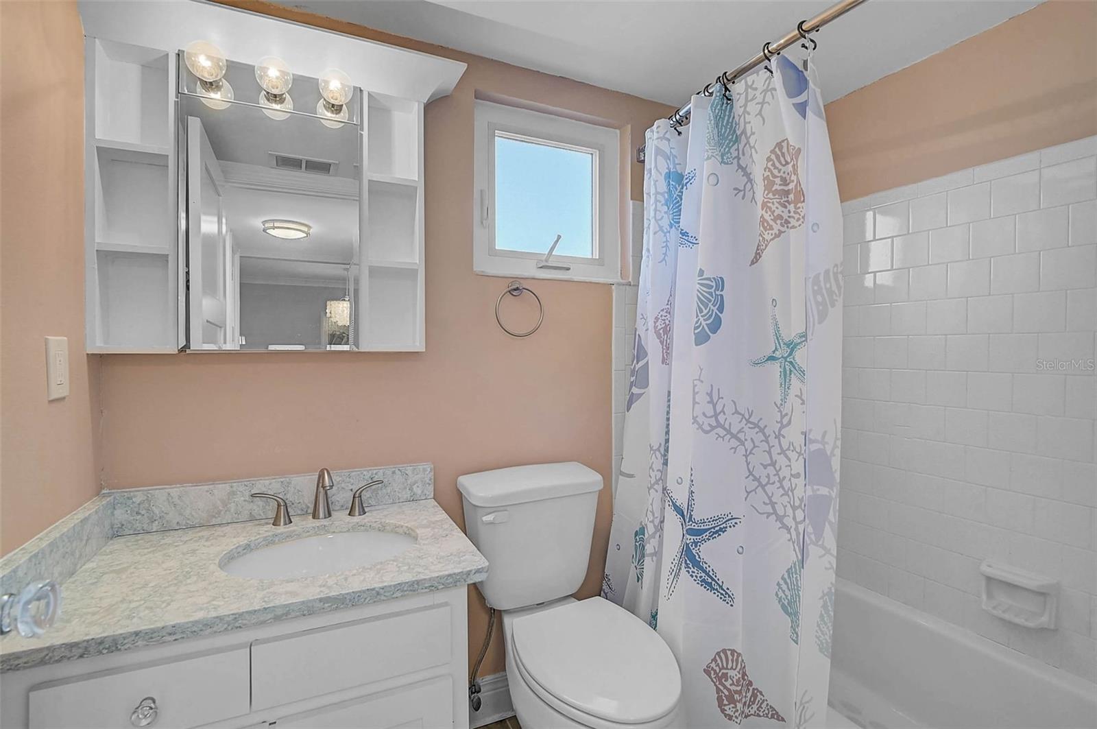 Image 21 of 45 For 3585 Lake Bayshore Drive J-301