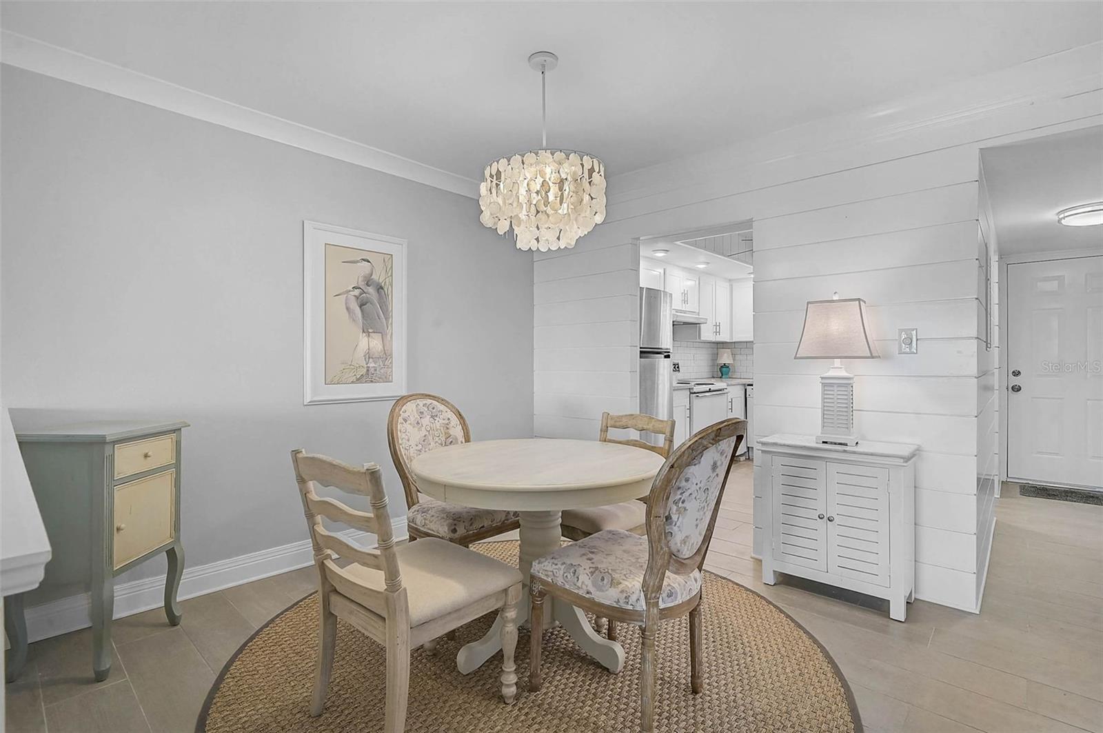 Image 9 of 45 For 3585 Lake Bayshore Drive J-301