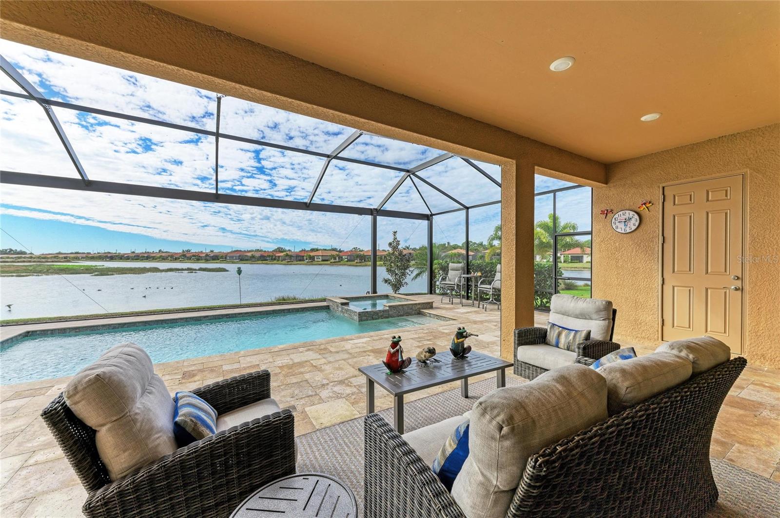 Image 20 of 100 For 629 Maraviya Boulevard