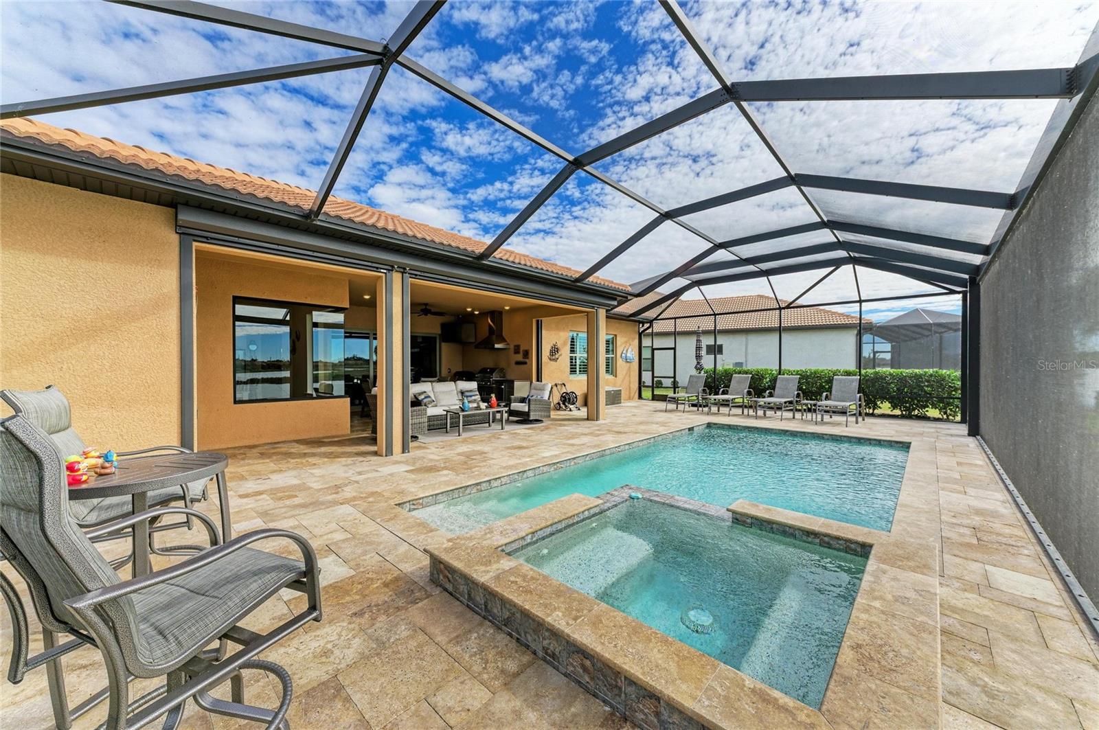 Image 22 of 100 For 629 Maraviya Boulevard