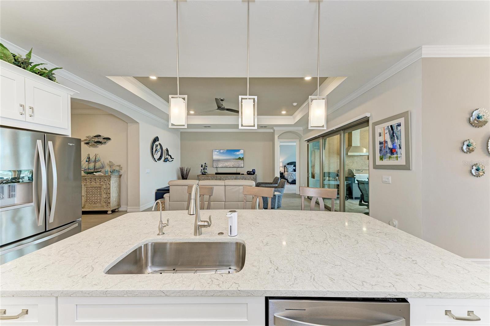 Image 39 of 100 For 629 Maraviya Boulevard