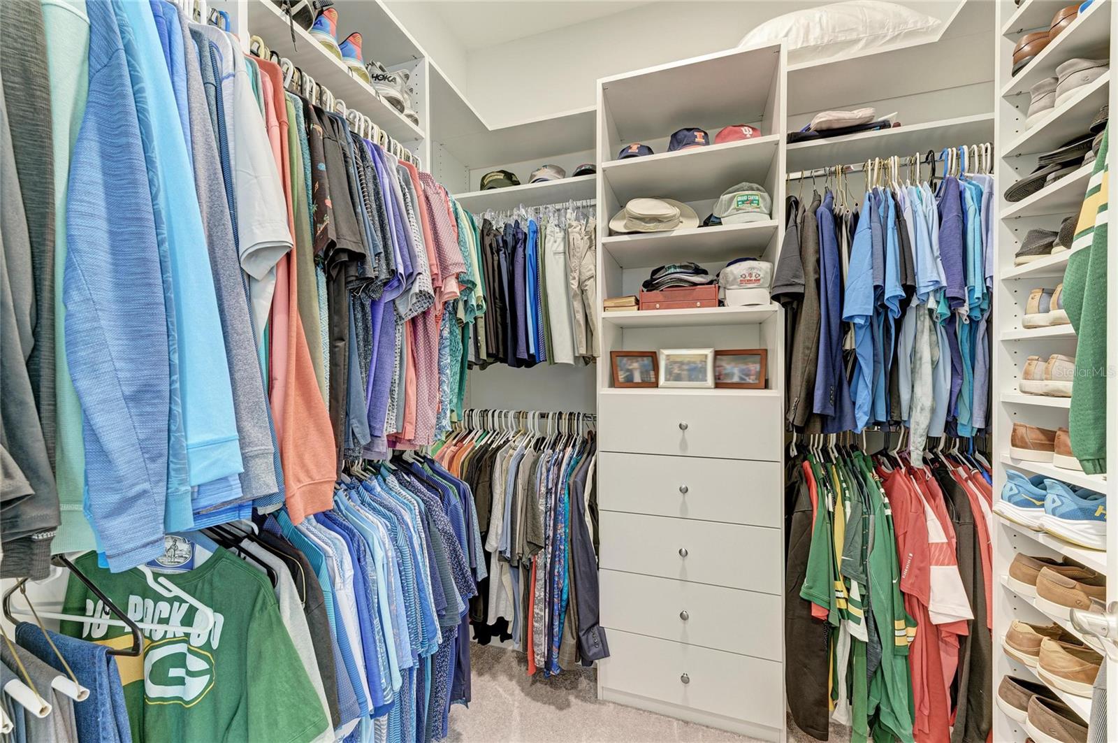 Image 48 of 100 For 629 Maraviya Boulevard