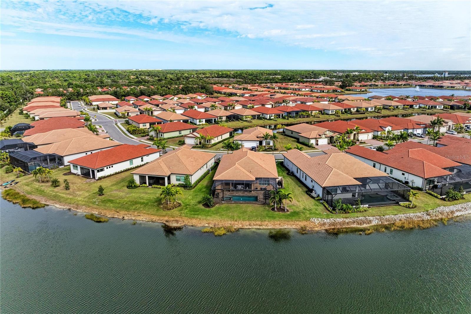 Image 66 of 100 For 629 Maraviya Boulevard