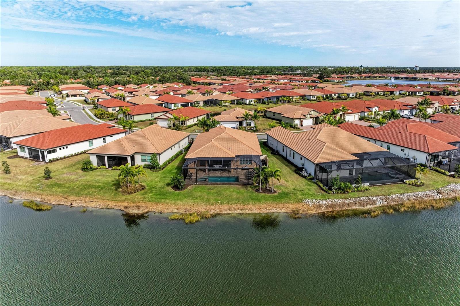 Image 68 of 100 For 629 Maraviya Boulevard