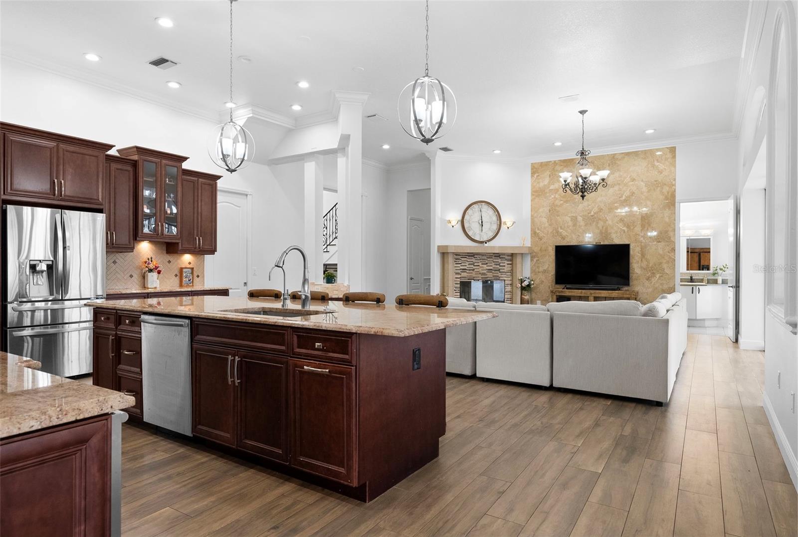 Image 23 of 95 For 1450 Bern Creek Loop