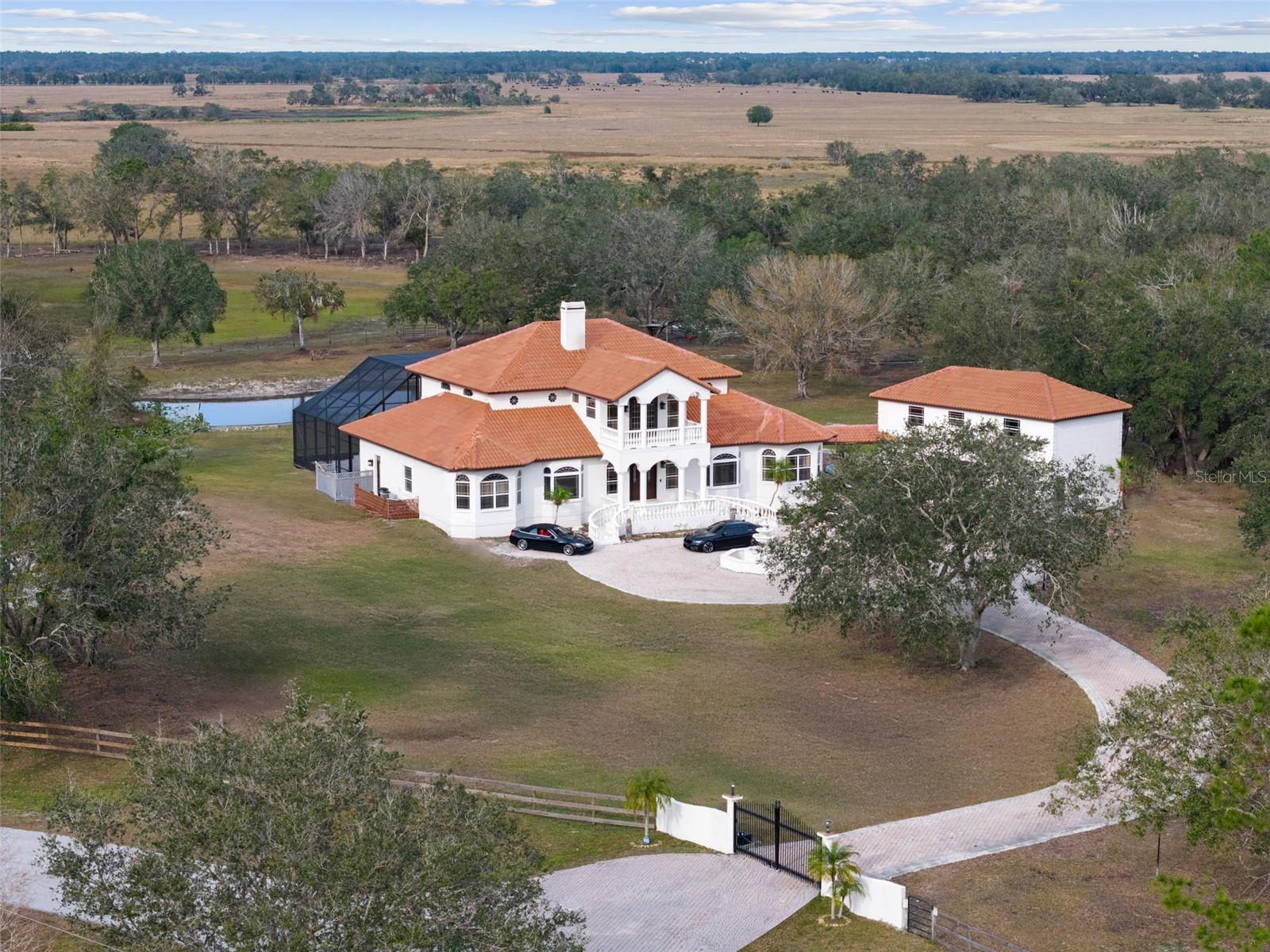 Image 3 of 95 For 1450 Bern Creek Loop