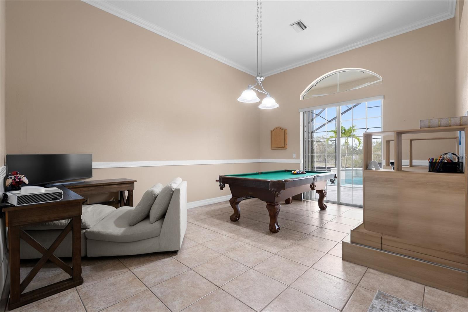 Image 54 of 95 For 1450 Bern Creek Loop