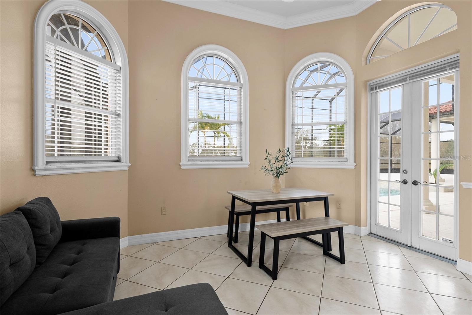 Image 61 of 95 For 1450 Bern Creek Loop