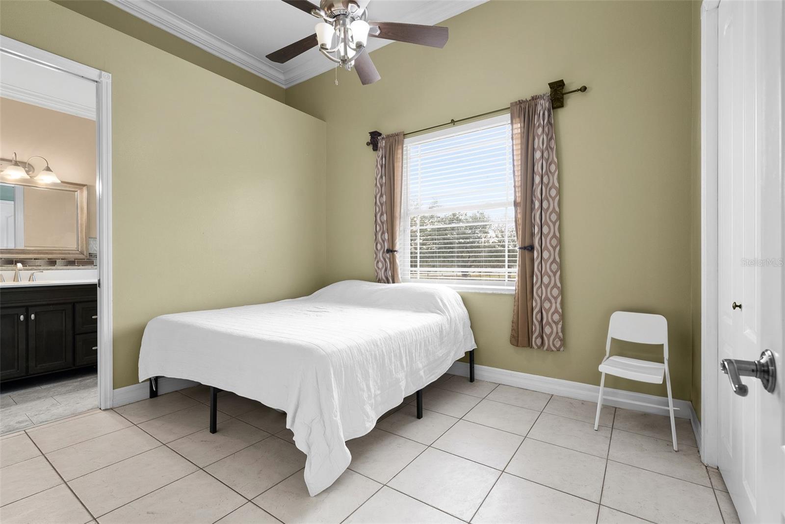 Image 62 of 95 For 1450 Bern Creek Loop