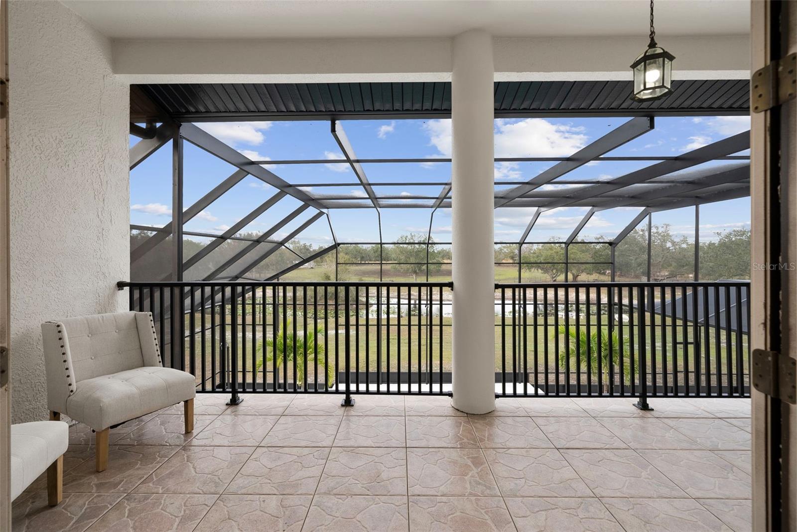 Image 77 of 95 For 1450 Bern Creek Loop