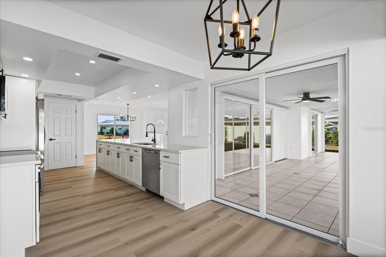 Image 11 of 33 For 3535 Village Green Drive