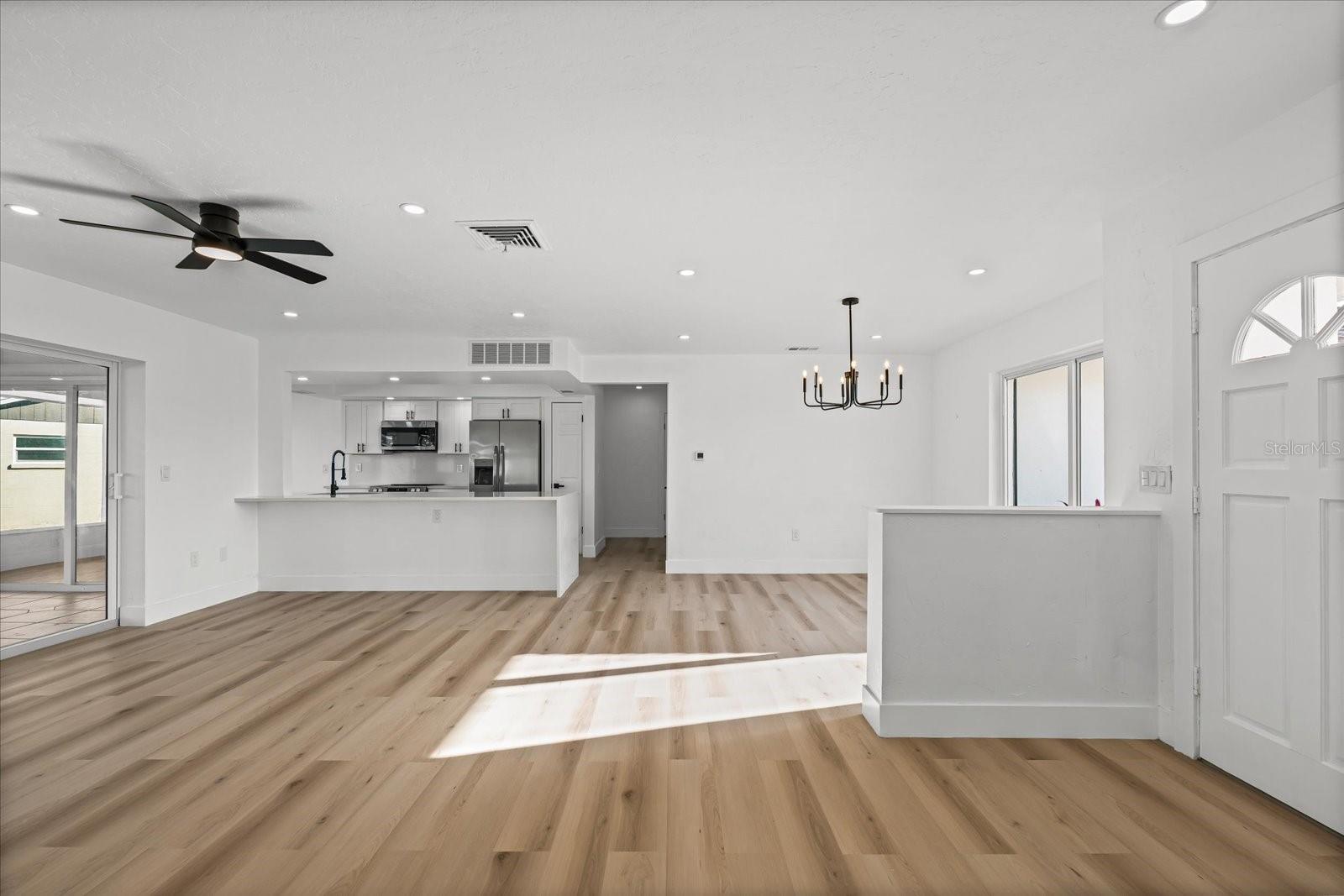 Image 14 of 33 For 3535 Village Green Drive