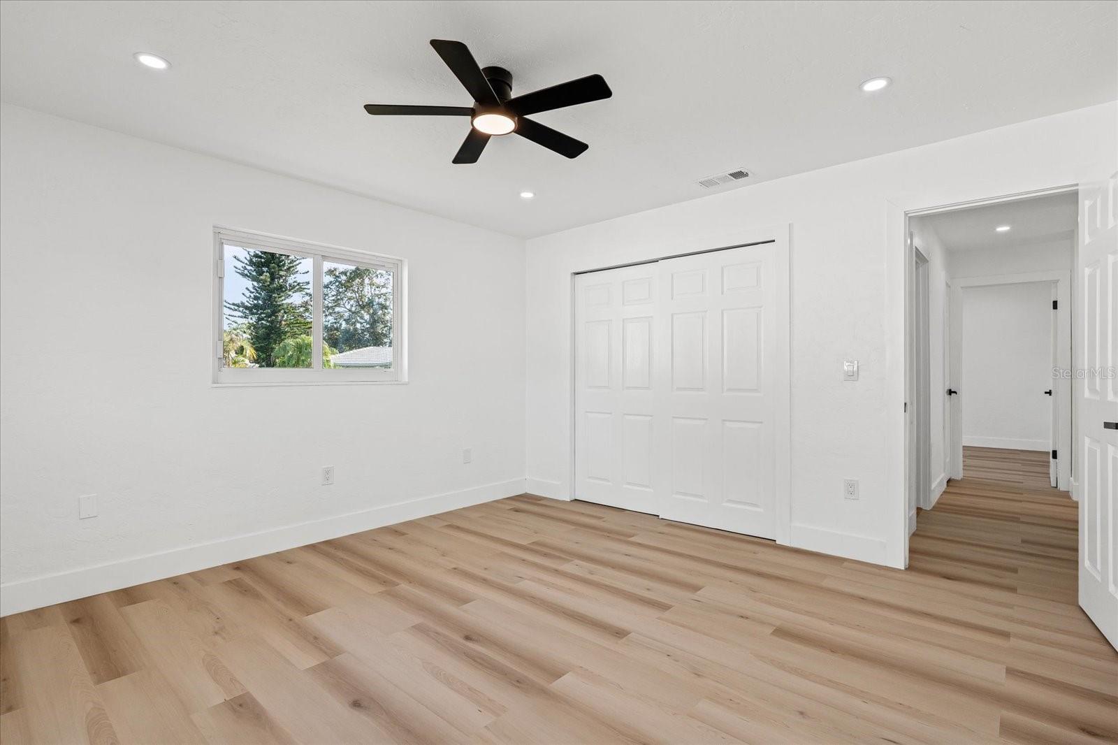 Image 22 of 33 For 3535 Village Green Drive