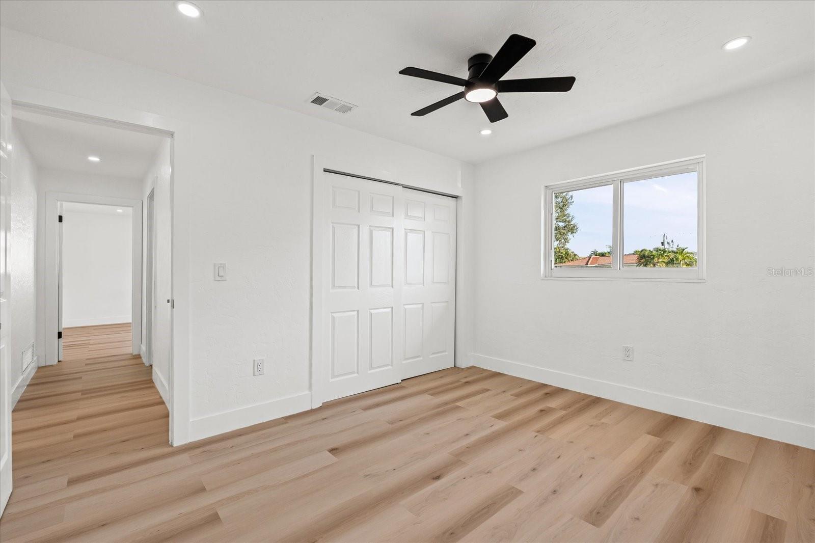 Image 24 of 33 For 3535 Village Green Drive