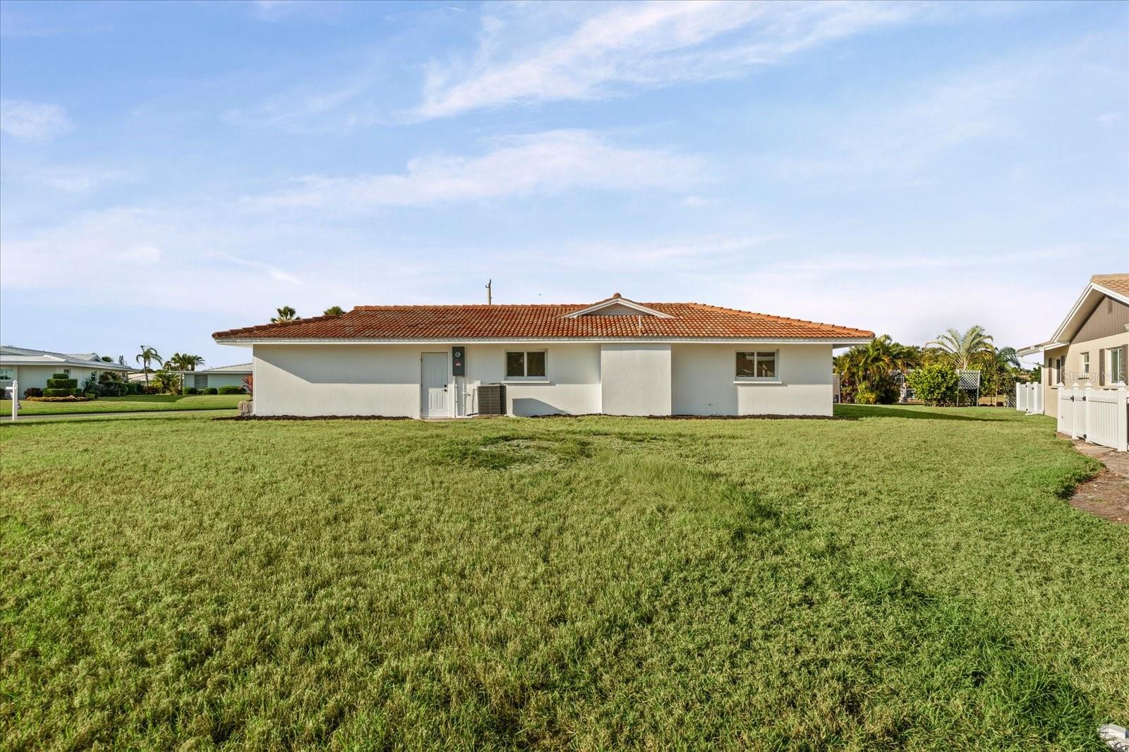 Image 31 of 33 For 3535 Village Green Drive