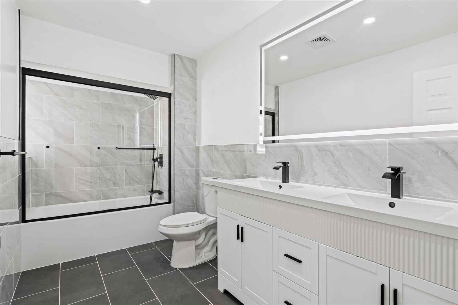 Image 5 of 33 For 3535 Village Green Drive