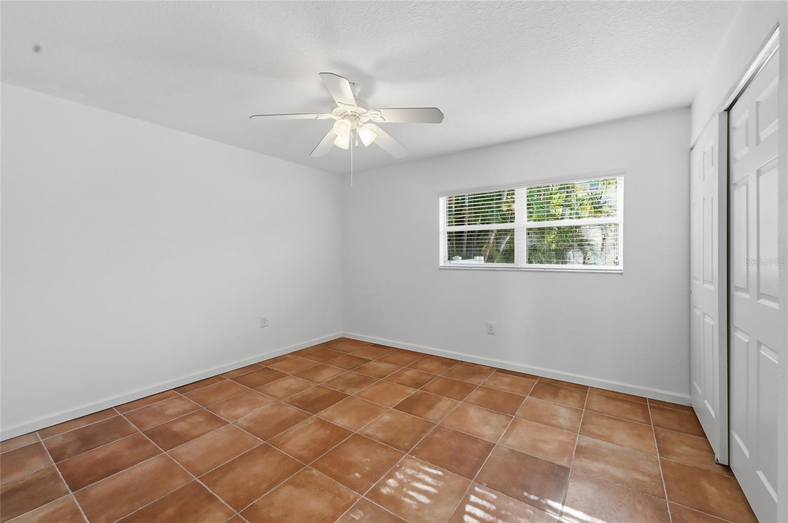 Image 12 of 34 For 301 Palm Avenue