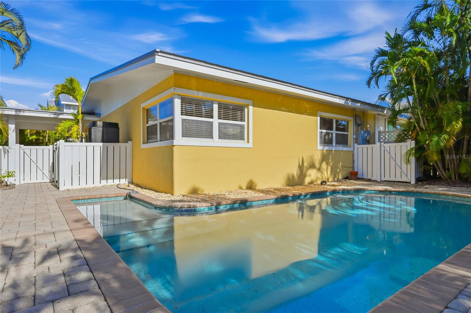 Image 19 of 34 For 301 Palm Avenue