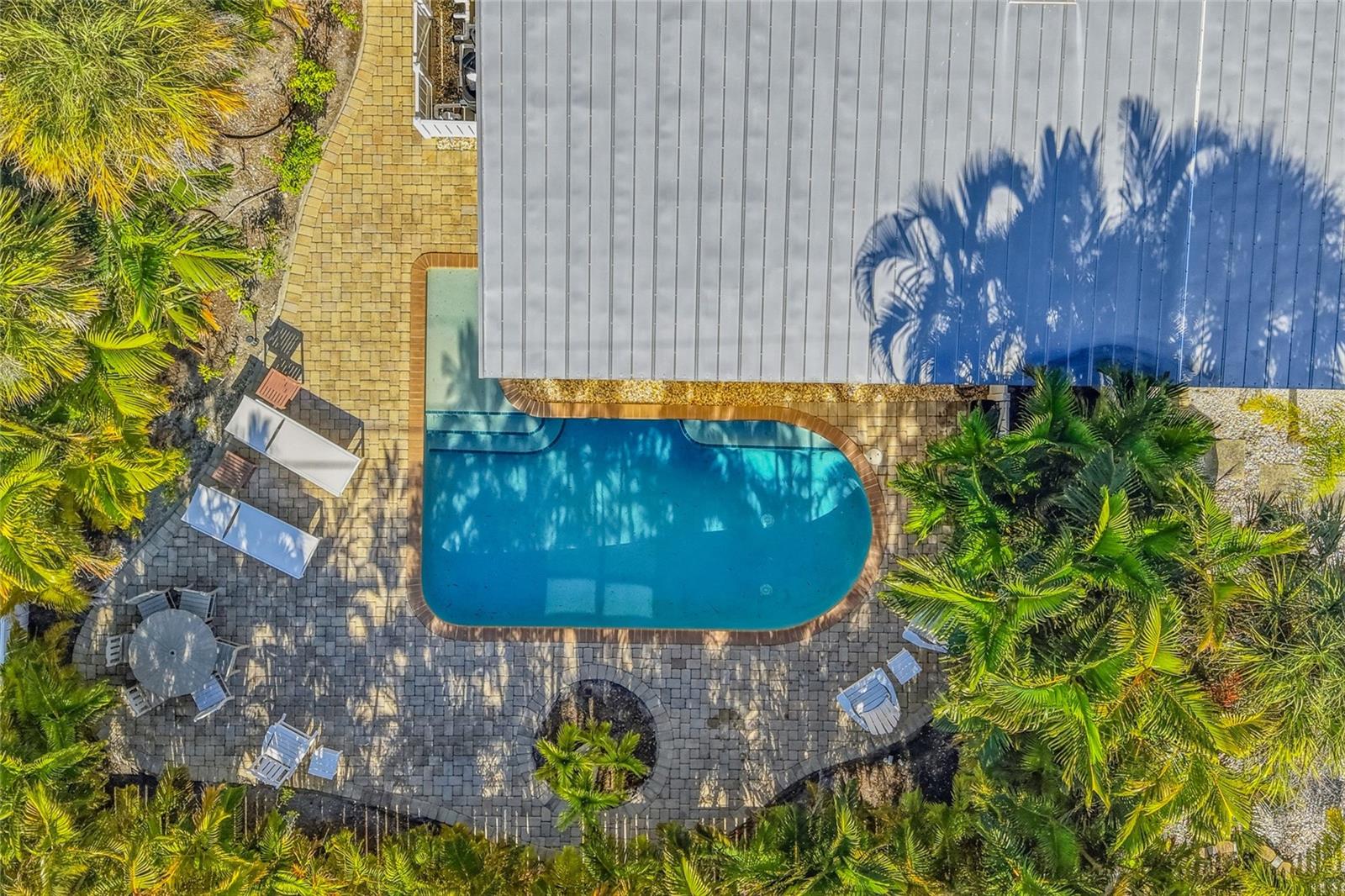 Image 22 of 34 For 301 Palm Avenue