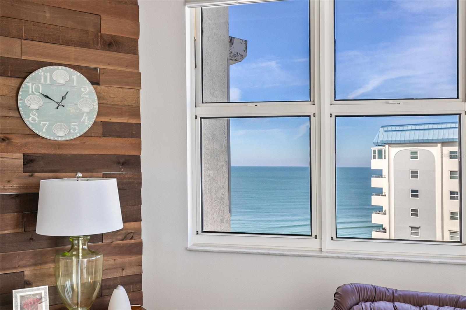 Image 19 of 37 For 1800 Benjamin Franklin Drive B1007