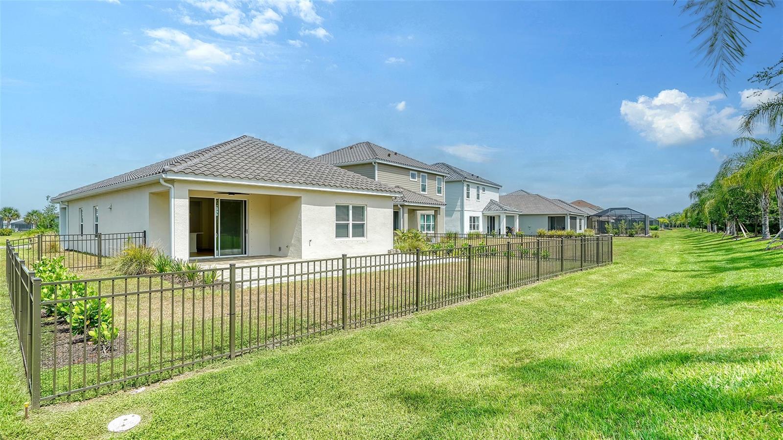 Image 36 of 60 For 10105 Canaveral Circle