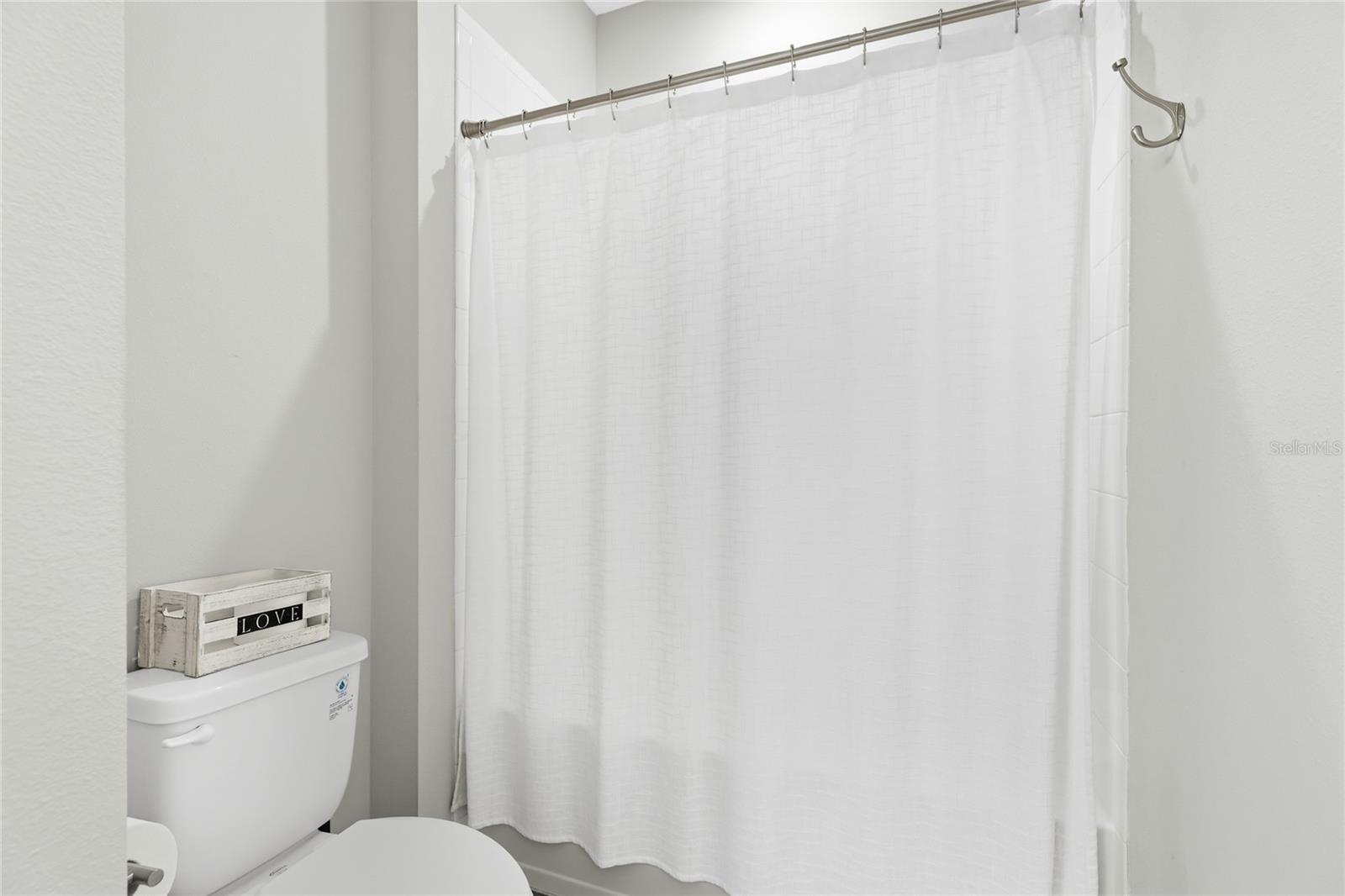 Image 32 of 78 For 10414 Inglenook Terrace