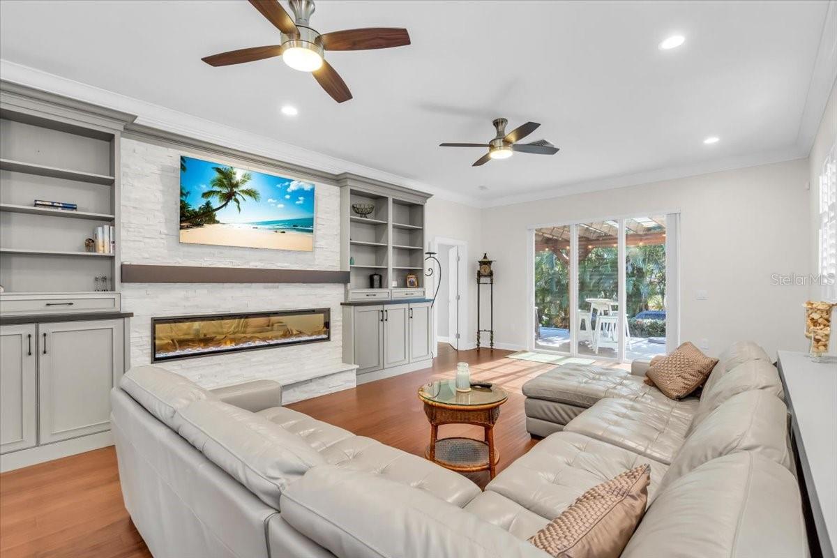 Image 11 of 58 For 2224 Tami Sola Street