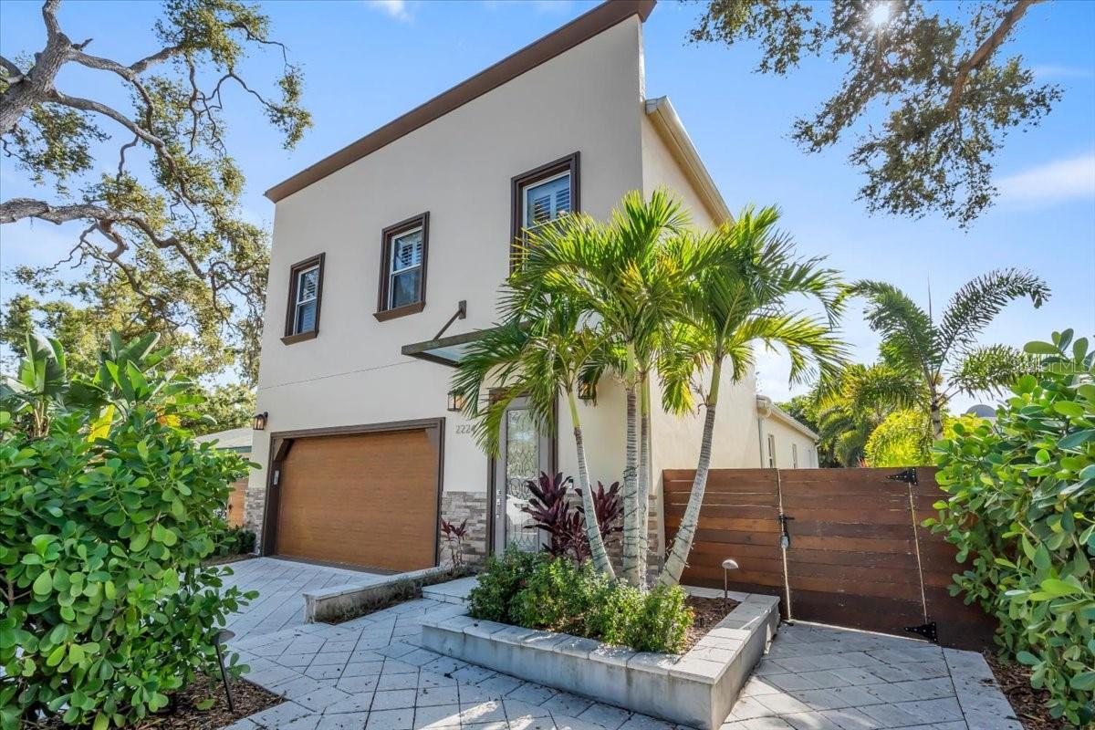 Image 4 of 58 For 2224 Tami Sola Street